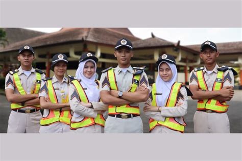 5eebf9728bf2a8ba.jpg